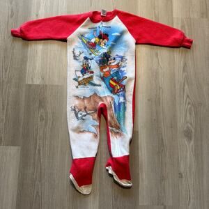 Toddlers Vintage 80's Mickey Mouse & Friends Skiing Red One-Piece Footsie Sz 4T